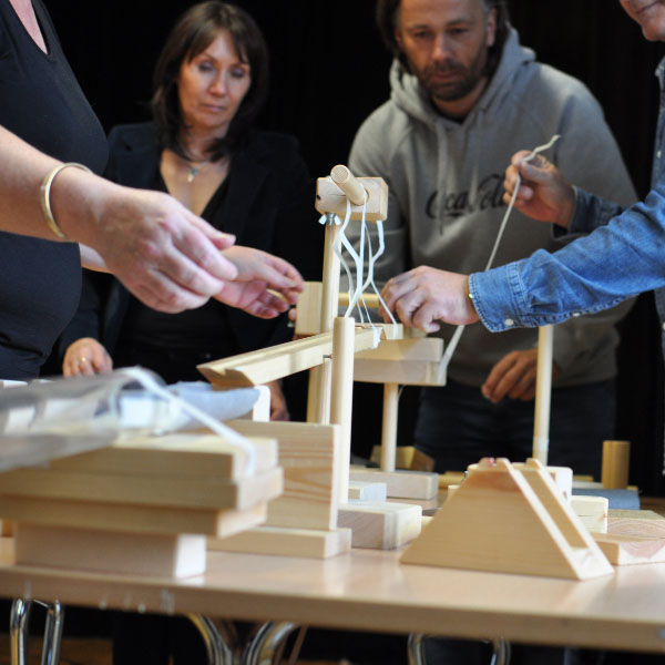 Foto av deltakere på aktiviteten kjedereaksjon