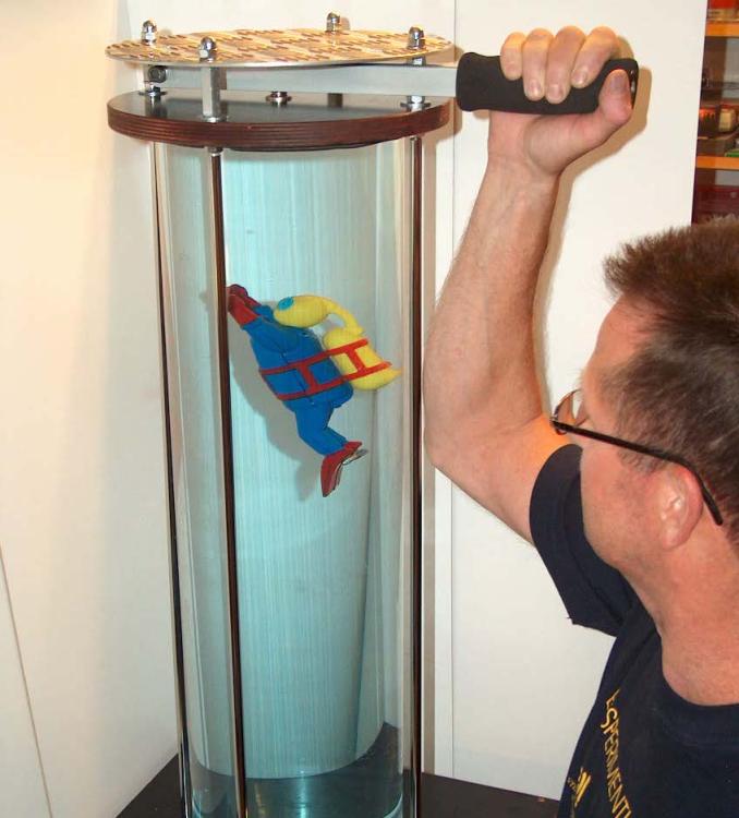 Cartesian diver